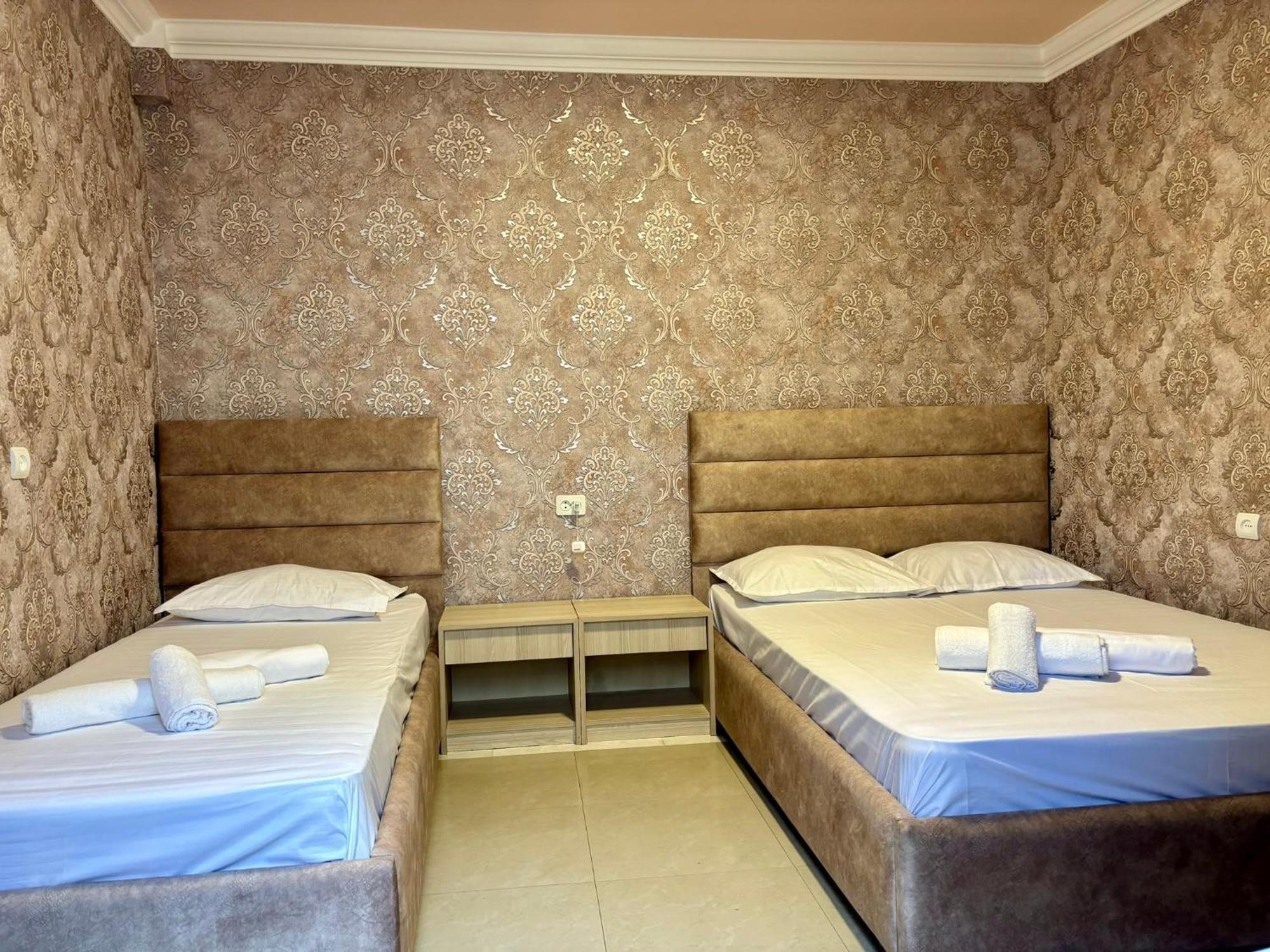 Styopa Hotel Yerevan Ngoại thất bức ảnh