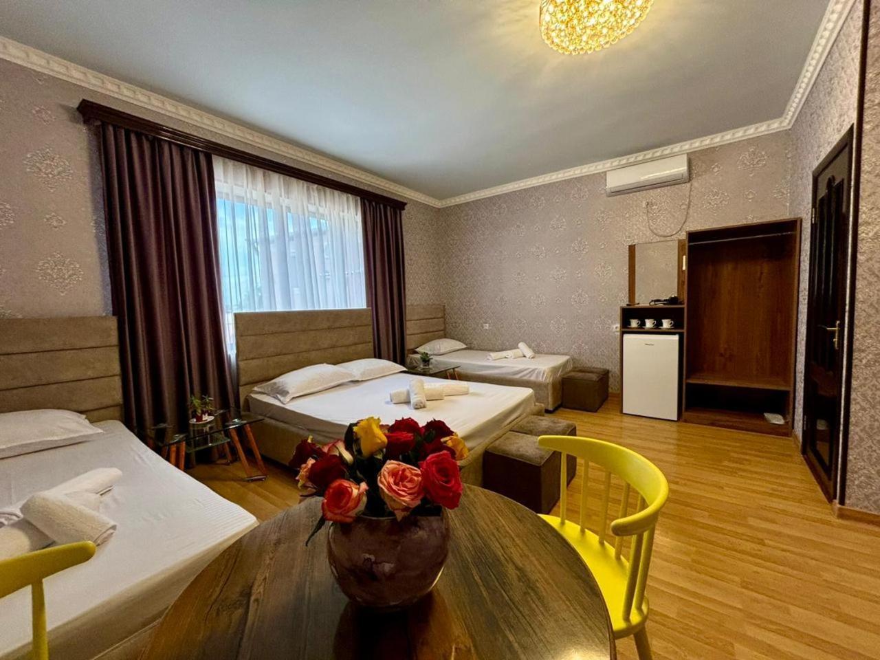 Styopa Hotel Yerevan Ngoại thất bức ảnh