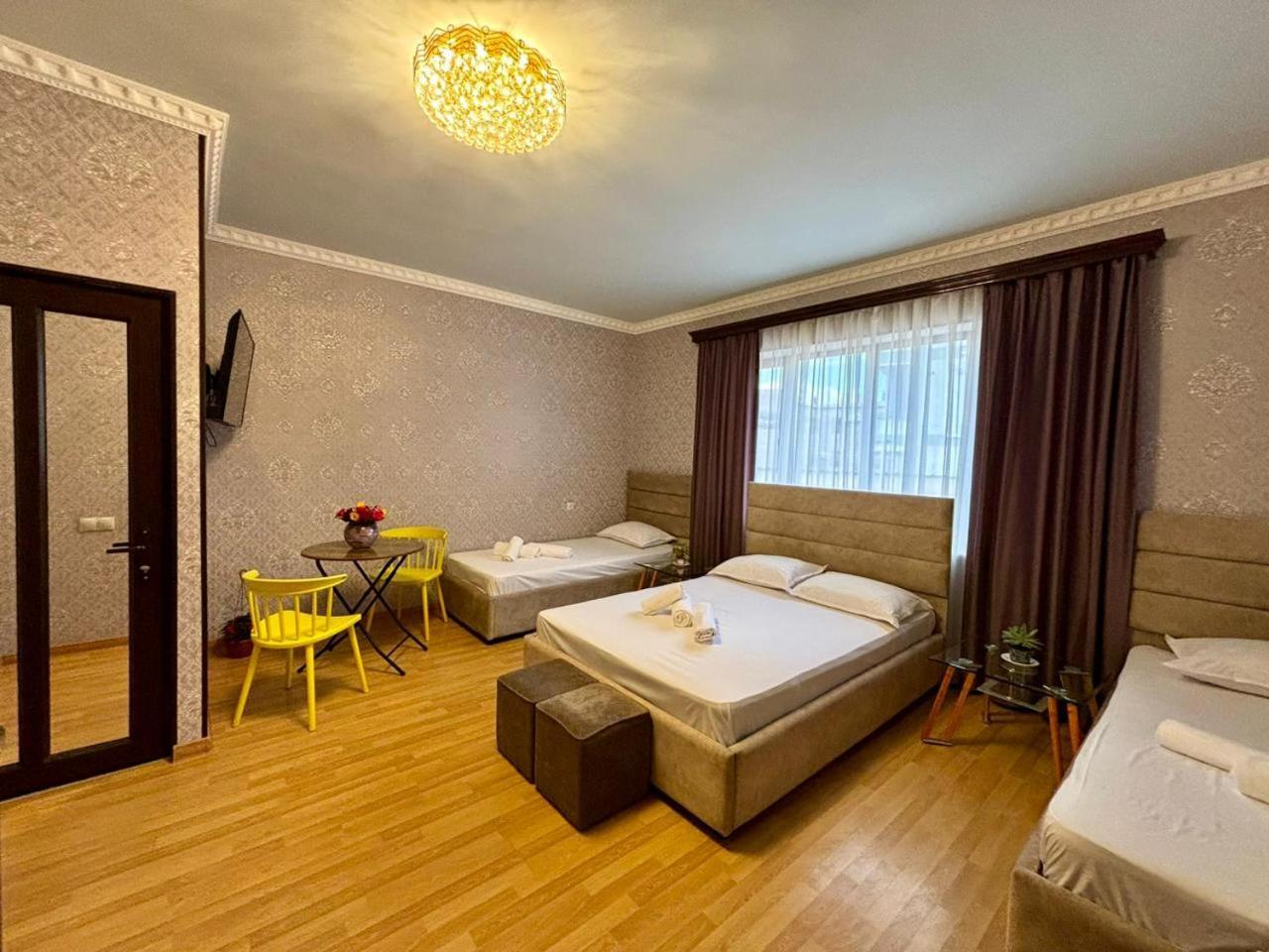 Styopa Hotel Yerevan Ngoại thất bức ảnh