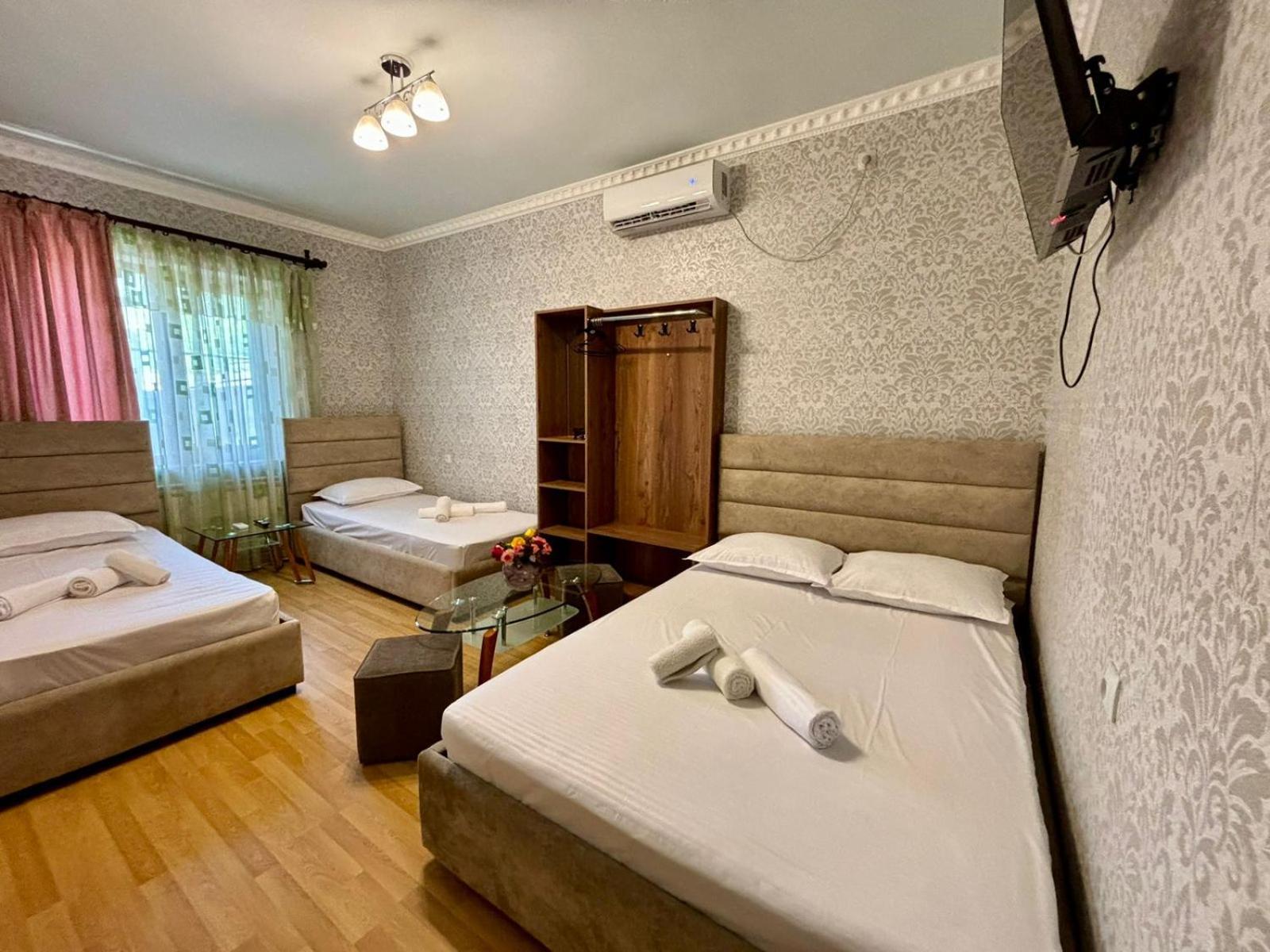 Styopa Hotel Yerevan Ngoại thất bức ảnh